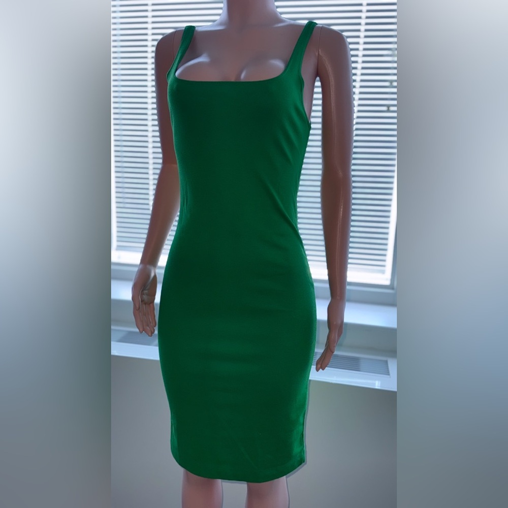 Elegant Green ZARA Sleeveless Dress